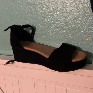 Torrid shoes